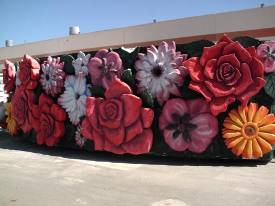 Flower base for Ganish (Macy's Union Square,SF)